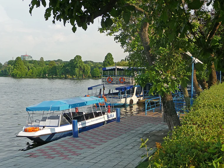 Bukarest Herastrau See Boote