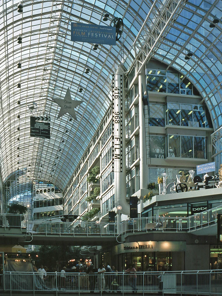 Toronto Eaton Centre innen