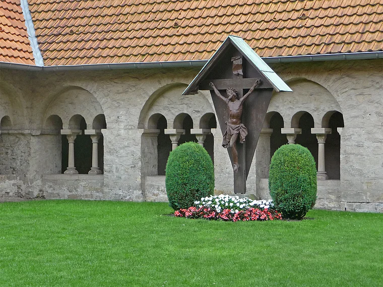 Paderborn Busdorfkirche Kreuzgang innen