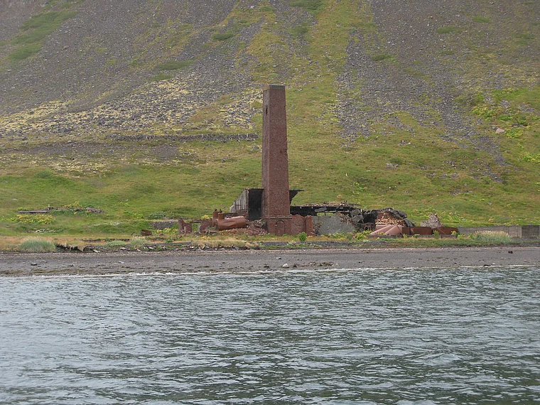 Island Hesteyri verlassene Fabrik