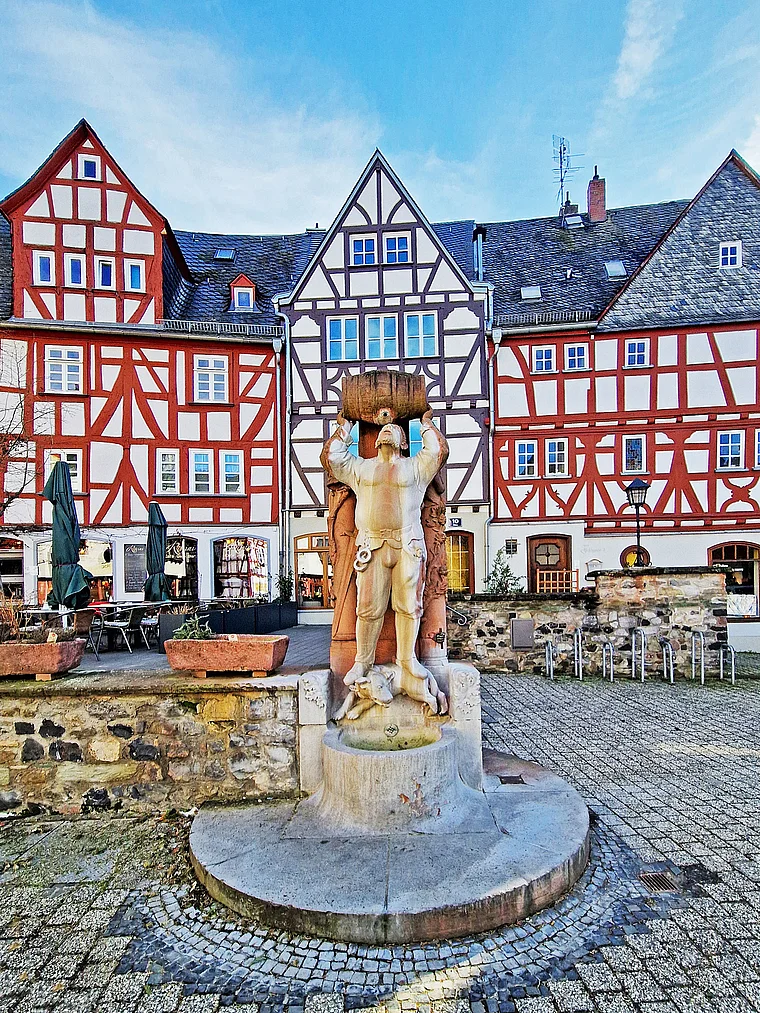Limburg plötze säuferbrunnen ritter hattstein