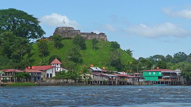 Nicaragua El Castillo Festung und Dorf