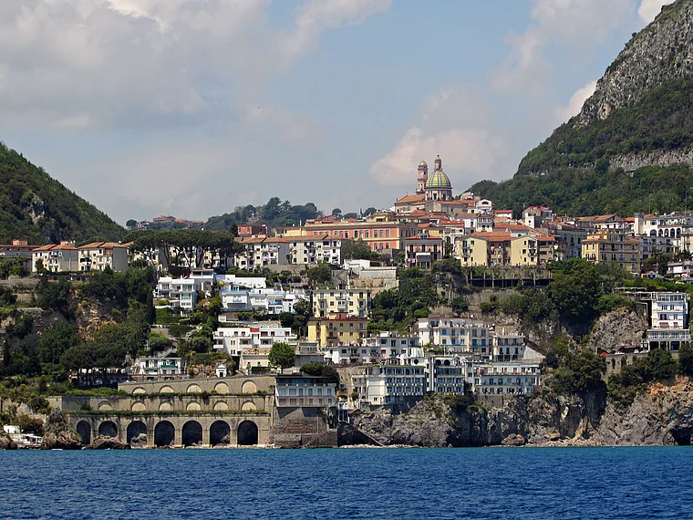 Vietri sul Mare Blick vom Schiff