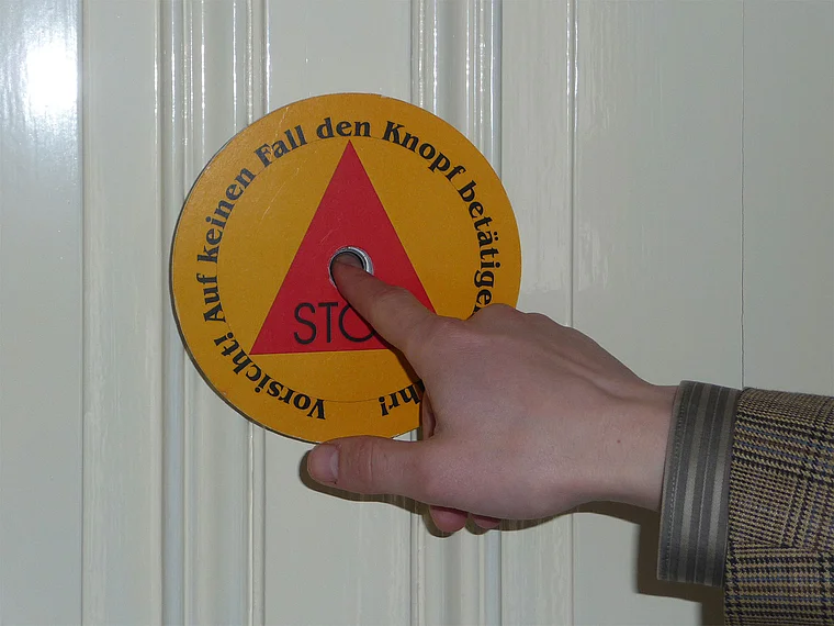 Vulkaneifel Hillesheim Krimi Hotel Hitchcock Zimmer Psycho Schreie