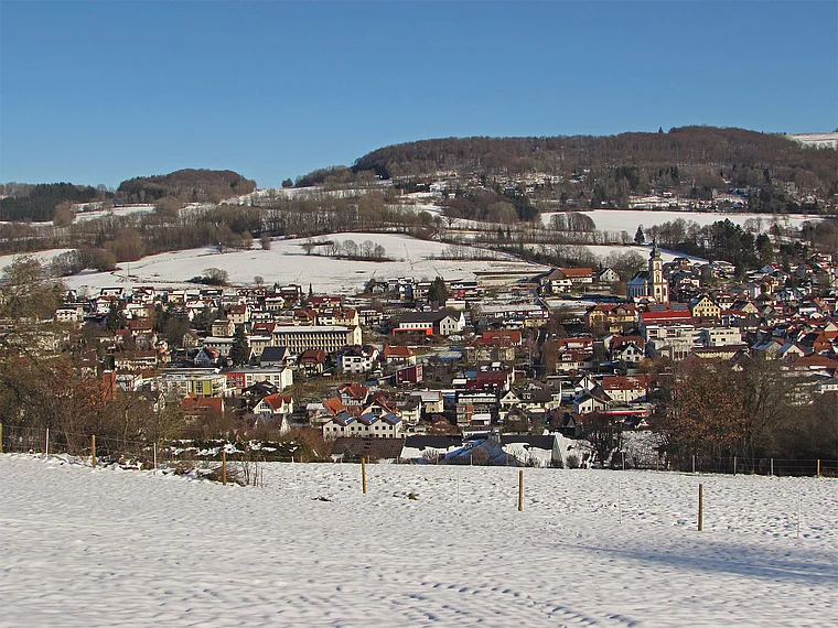 Hilders von fern