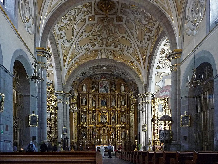 Mexiko Puebla Templo de Santo Domingo innen