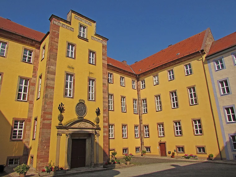 Tann Schloss Innenhof