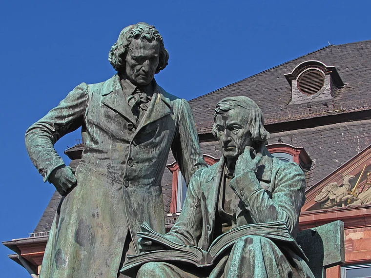 Hanau Grimm-Denkmal