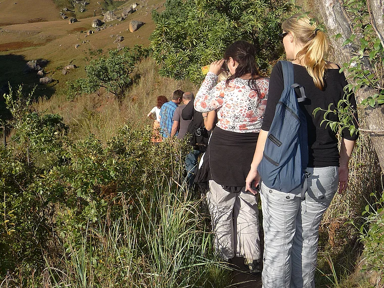 Drakensberge Südafrika Wanderer nah