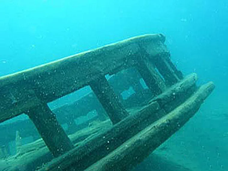 Tobermory Ontario Lake Huron Wrack unter Wasser