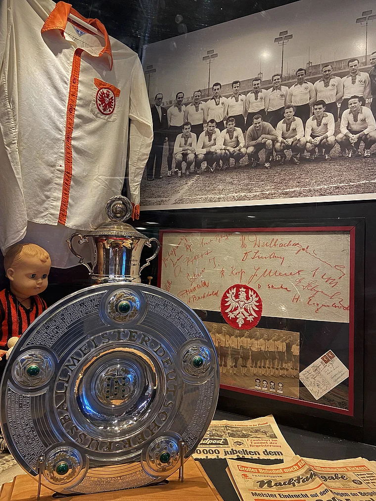 Frankfurt Eintracht-Museum Meisterschale
