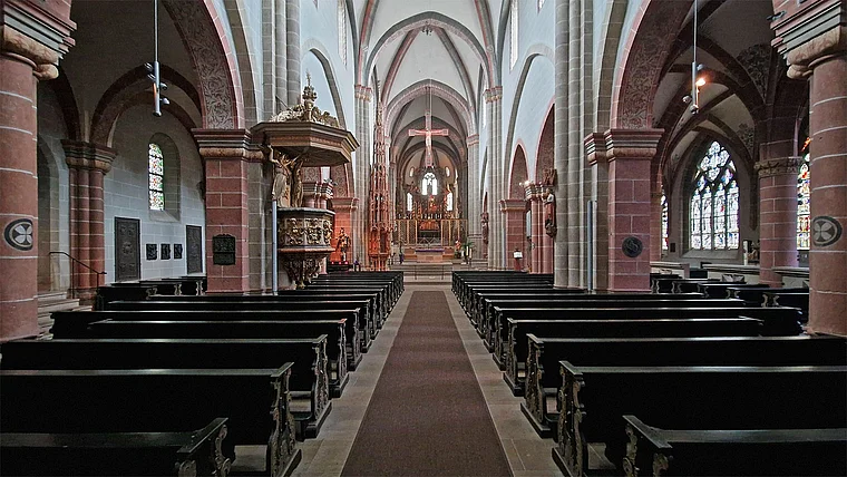 Fritzlar Dom innen