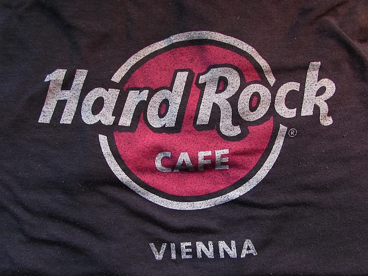 Hard Rock Cafe T Shirt Vienna
