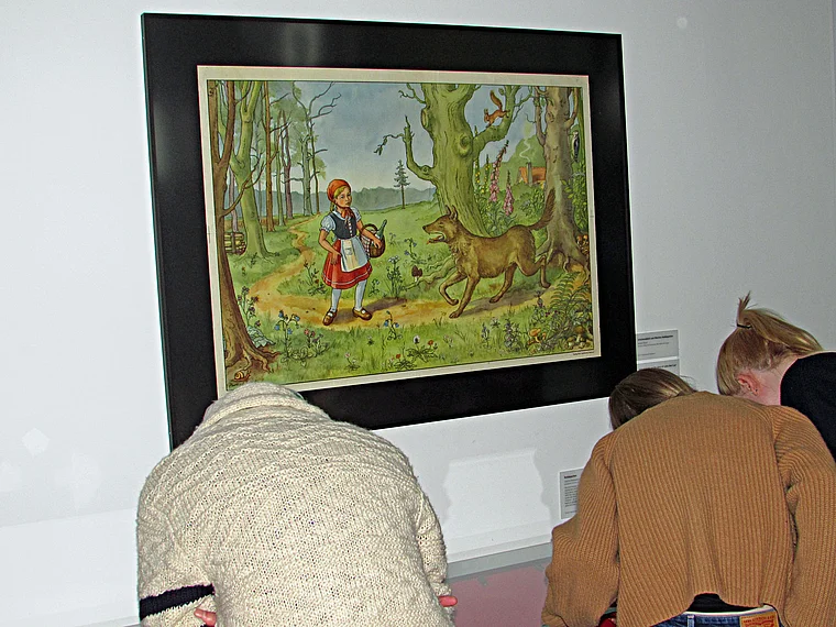 Kassel Grimmwelt Bild Rotkäppchen