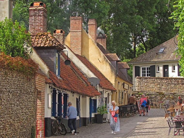 Montreuil-sur-Mer Rue du Clape en Haut