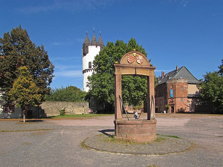 Hanau Steinheim Schlosshof