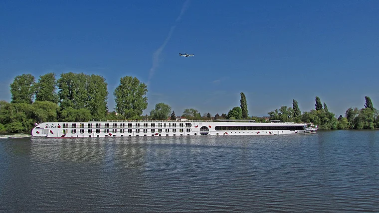 Flörsheim Main Kreuzfahrtschiff