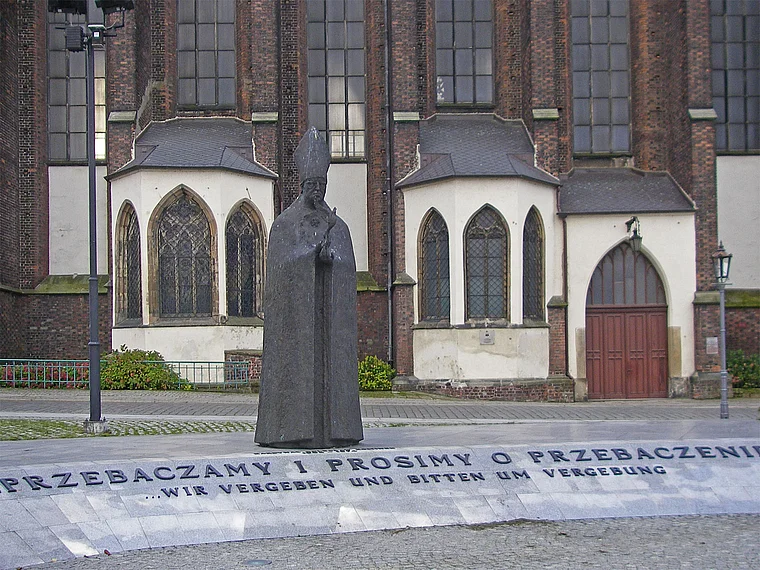 Breslau Sandinsel Mahnmal