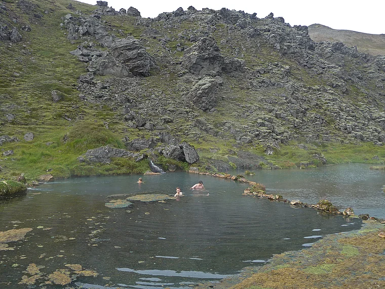 Island Landmannalaugar mit Badenden