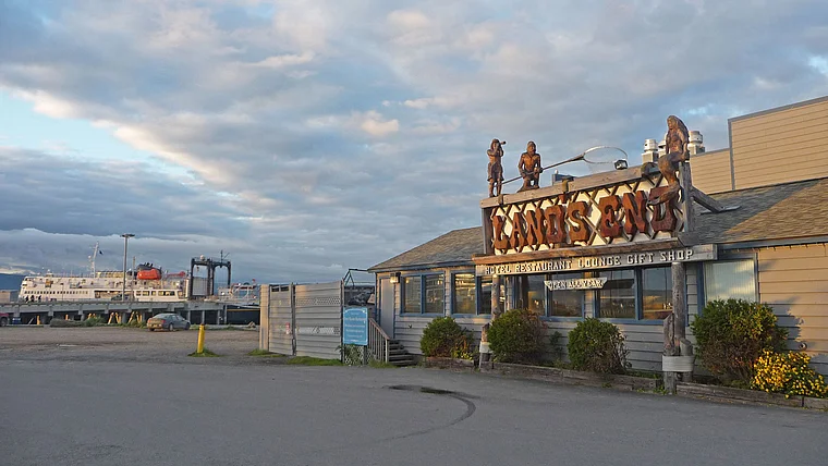 Alaska Homer Hotel Land's End außen
