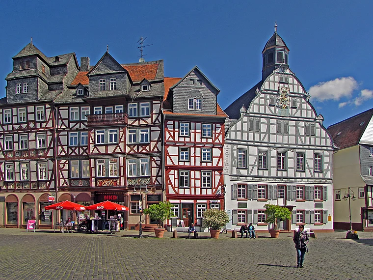 Butzbach Marktplatz Rathaus