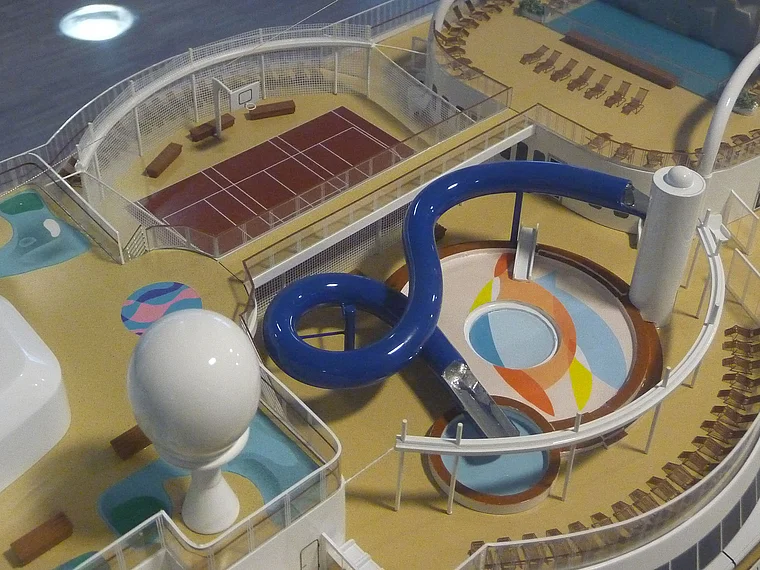 Papenburg Meyer Werft Besucherzentrum Modell Deckaufbauten