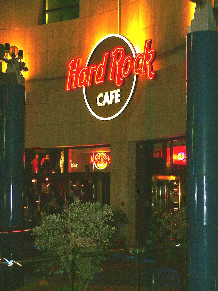 Hard Rock Cafe Malta außen