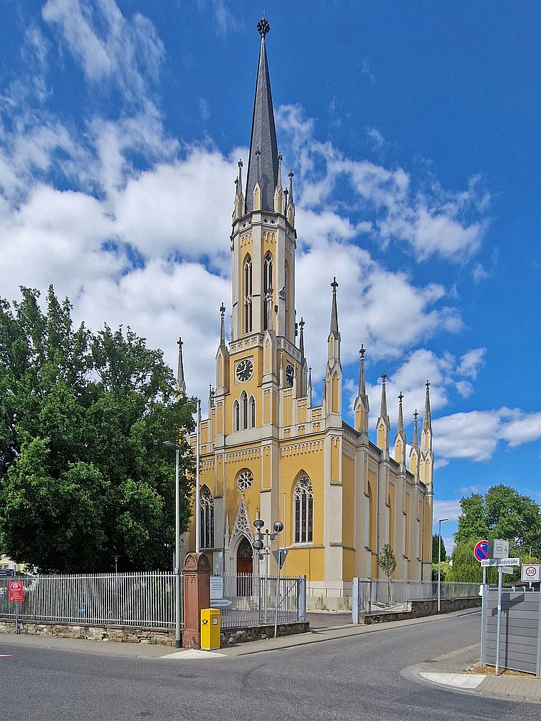 Eltville Erbach Johanneskirche außen
