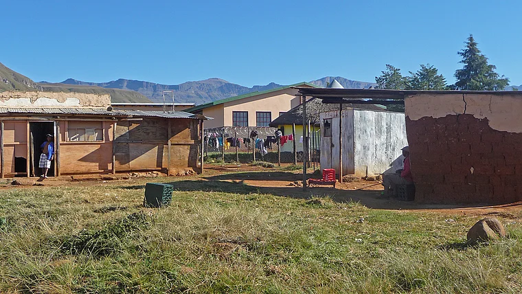 Südafrika Drakensberge Cathedral Peak Mhlawazini nah