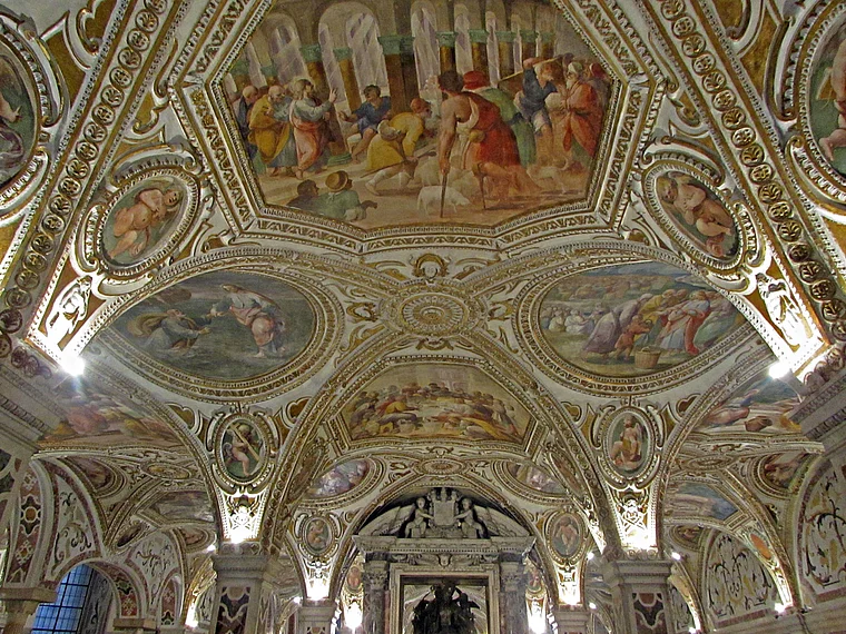 Salerno Duomo Krypta Decke