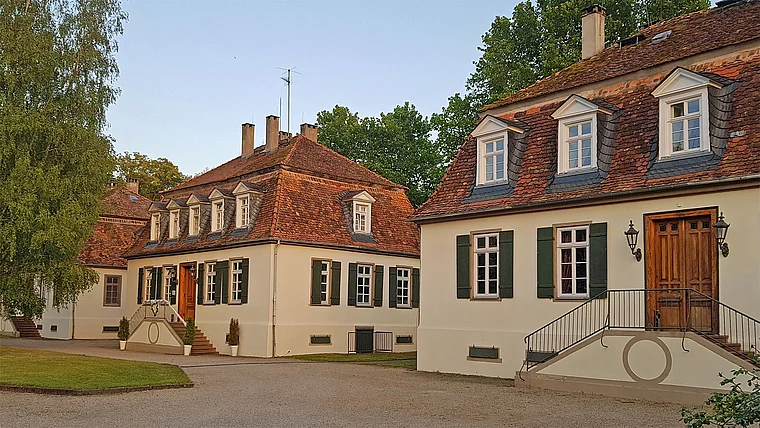 Mörfelden-Walldorf Schloss Mönchbruch Hofseite