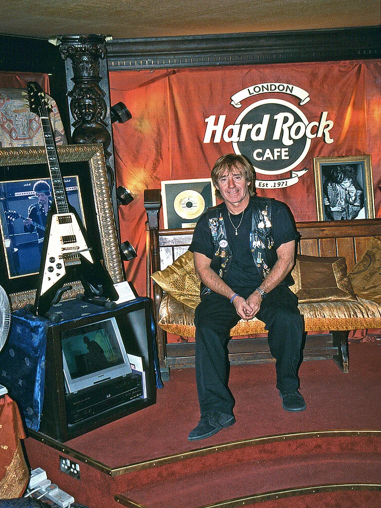 Hard Rock Cafe Vault Beaky