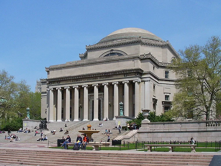 New York Columbia Universität außen