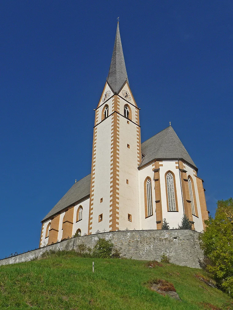 Heiligenblut Kirche außen