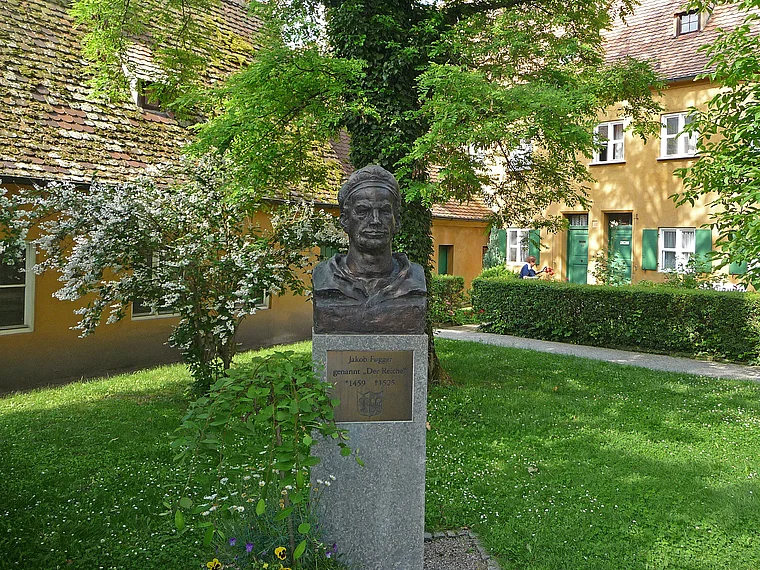 Augsburg Fuggerei Denkmal Jakob Fugger