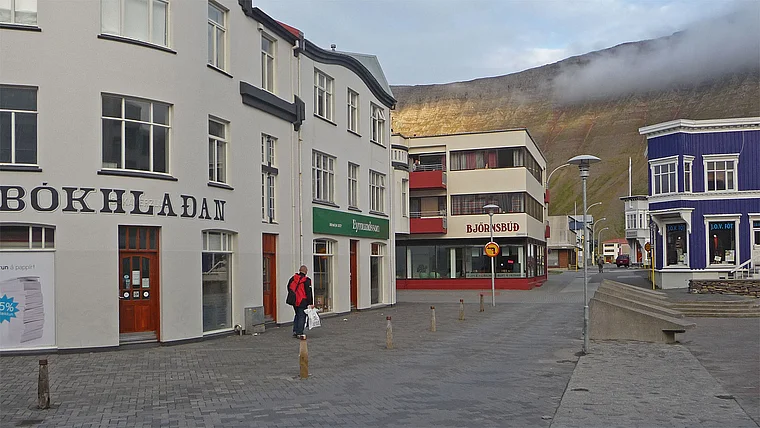 Island Isafjördur Bokladan