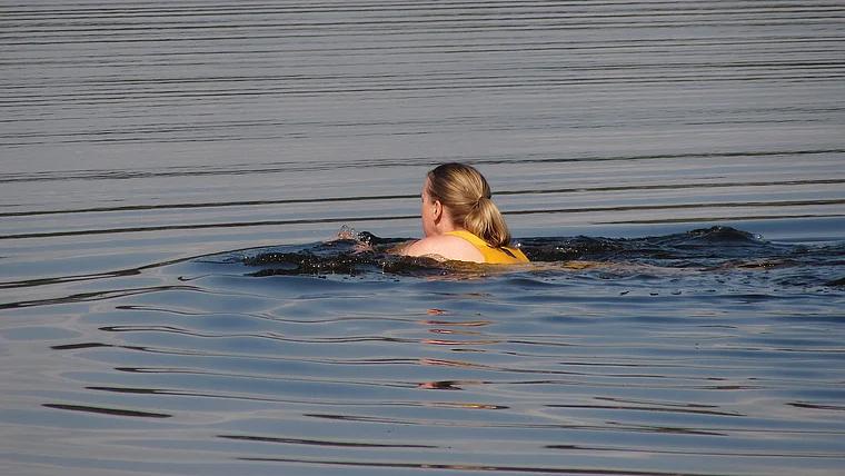Füssen Hopfensee Schwimmerin