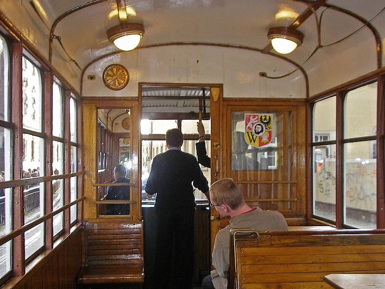 Breslau historische Tram innen