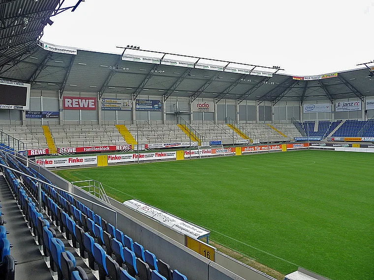 Paderborn Stadion Rasen