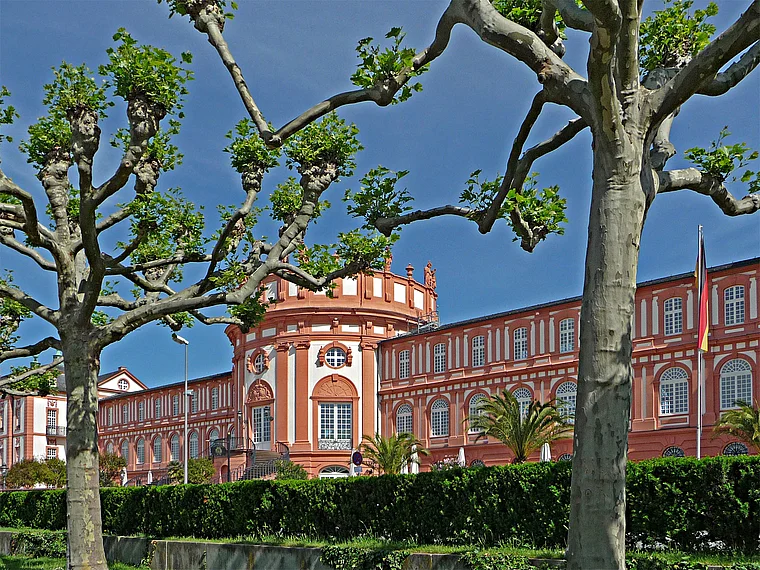 Wiesbaden Schloss Biebrich Rheinfront
