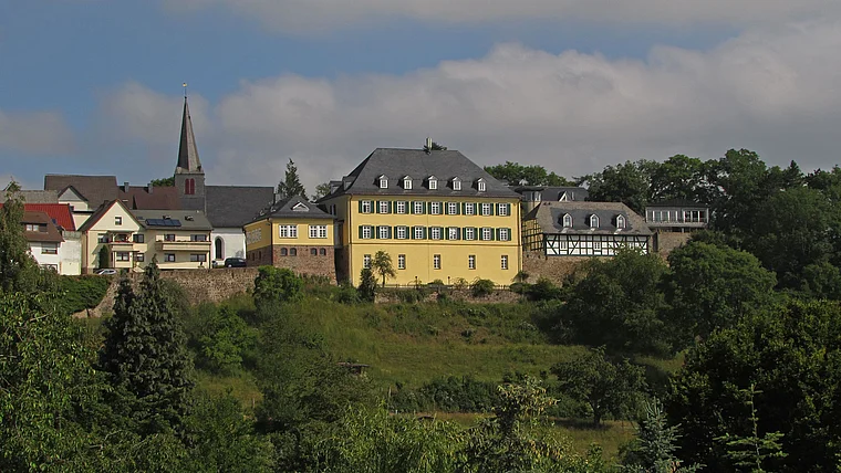 Battenberg Neuburg Rathaus