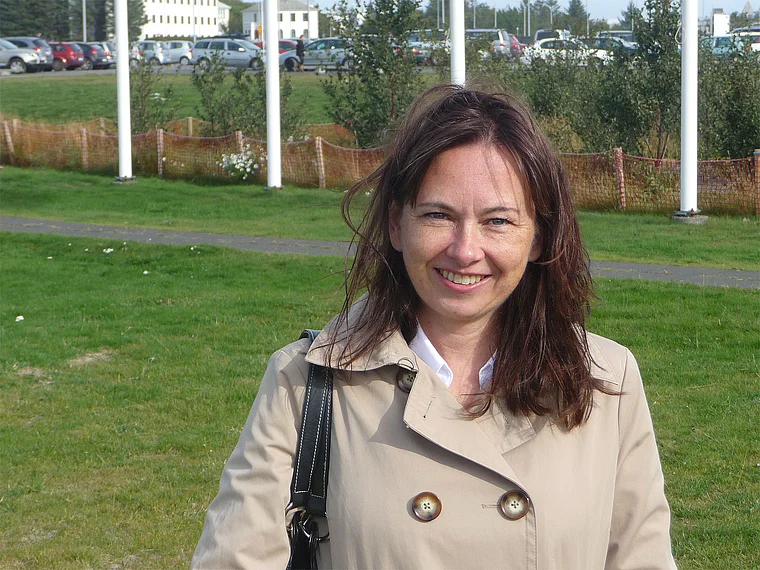 Island Yrsa Sigurdarfottir nah