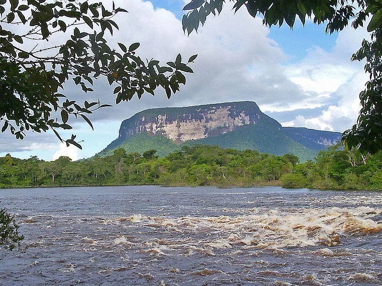 Venezuela Río Kerepacupai merú