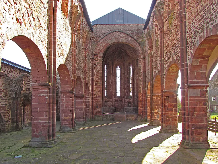 Schwalmstadt Treysa Totenkirche innen