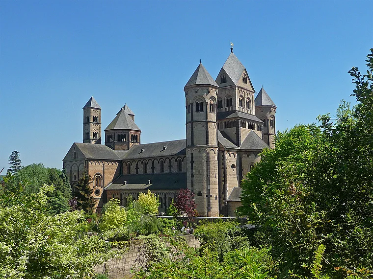 Maria Laach Klosterkirche außen