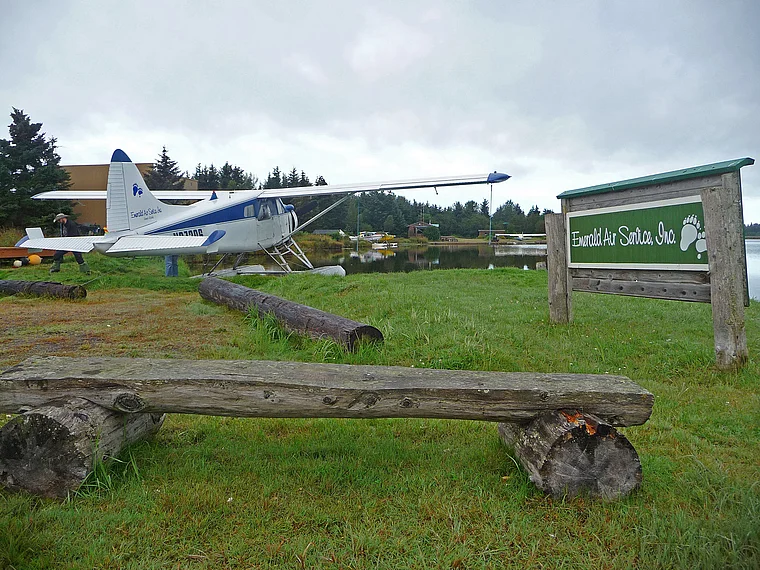 Alaska Homer Emerald Air Service Schild