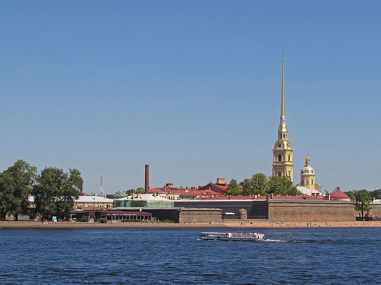 St. Petersburg Haseninsel Tageslicht