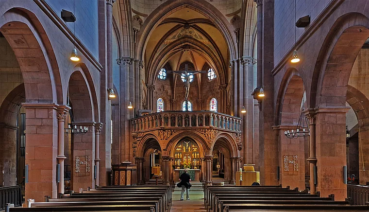 Gelnhausen Marienkirche innen