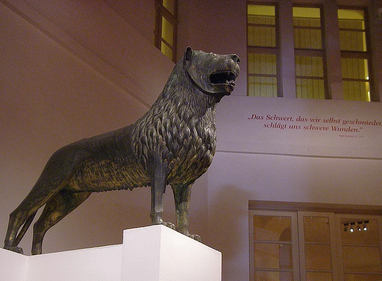 Braunschweig Museum Burg Dankwarderode Löwenskulptur