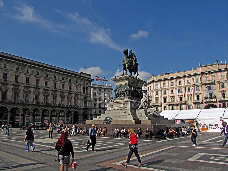 Mailand Domplatz Reiterdenkmal